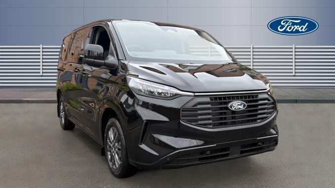 Ford Transit Custom 320 L1 Diesel Fwd 2.0 EcoBlue 136ps H1 Double Cab Van Limited - Image 1